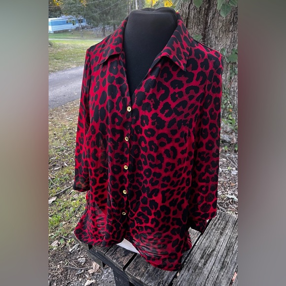AVON VINTAGE 90S RED SHEER BUTTON UP TOP WITH BLACK CHEETAH PRINT WOMENS LARGE - Picture 1 of 8